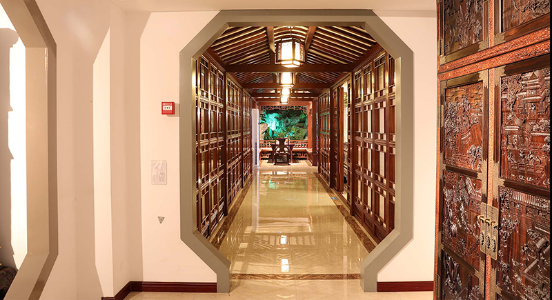 1695285996884991.jpg 5-传统与创新:古典家具的设计演变与发展.jpg