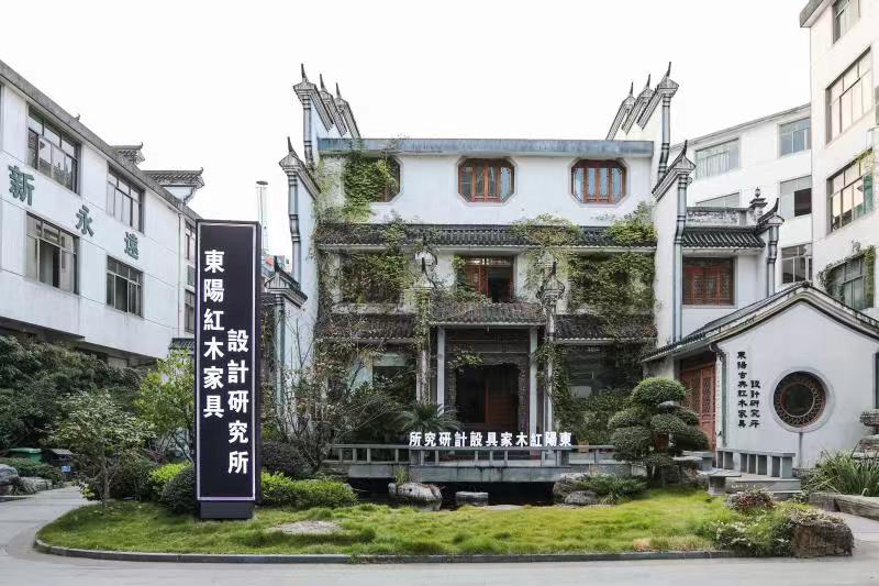 1701512706311464.jpg 7-东阳红木家具的精湛工艺:匠心雕琢的生活艺术.jpg