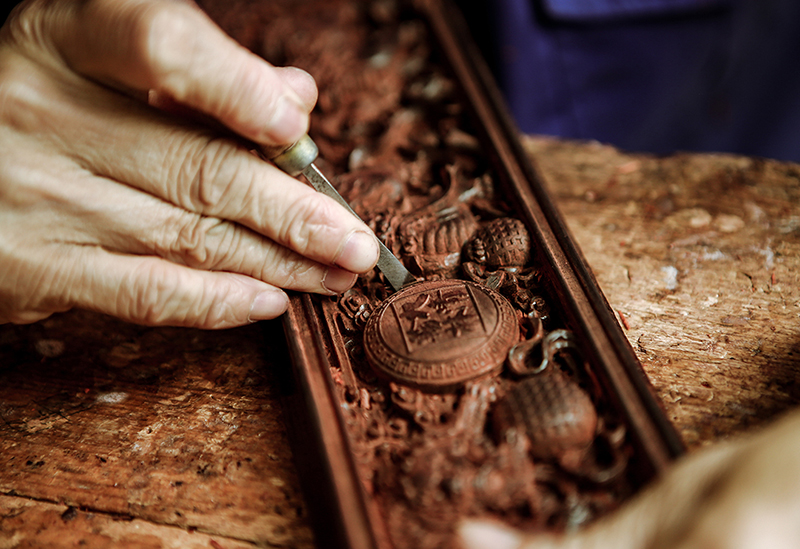 1701513004598787.jpg 3-探索红木家具的木材和制作工艺.jpg