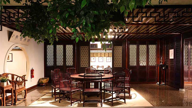 1712542586610664.jpg 红木家具:传承千年的东方美学4.jpg