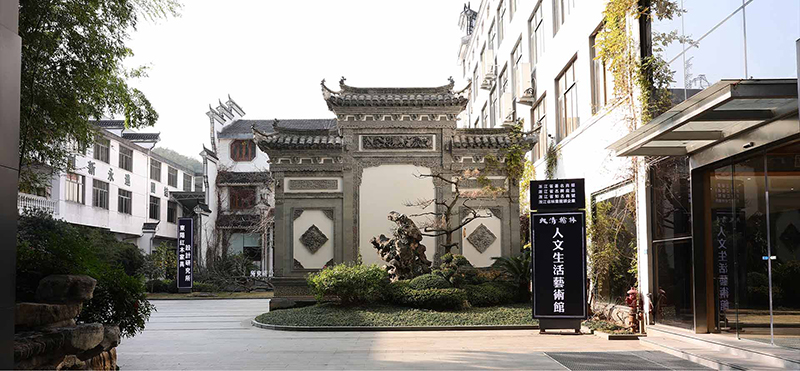 5-东阳红木家具的瑰宝之旅：欣赏传统工艺的奇迹.jpg
